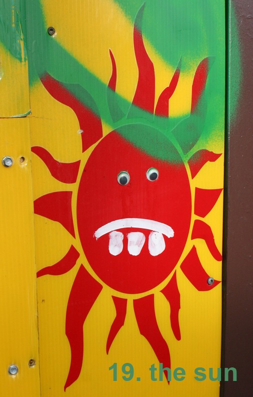 #19 The Sun - Toronto Graffit Tarot